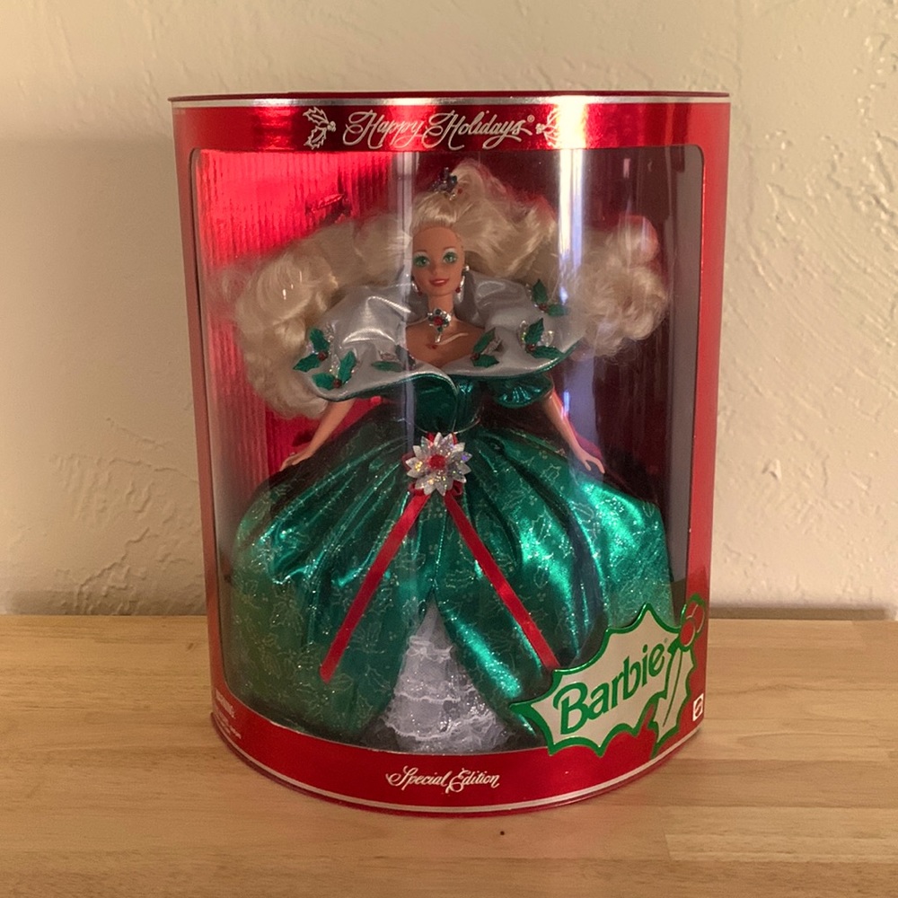 1995 Happy Holidays Barbie New in Box